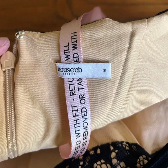 House of CB “Charming” Midi Dress NWOT - Picture 5 of 5